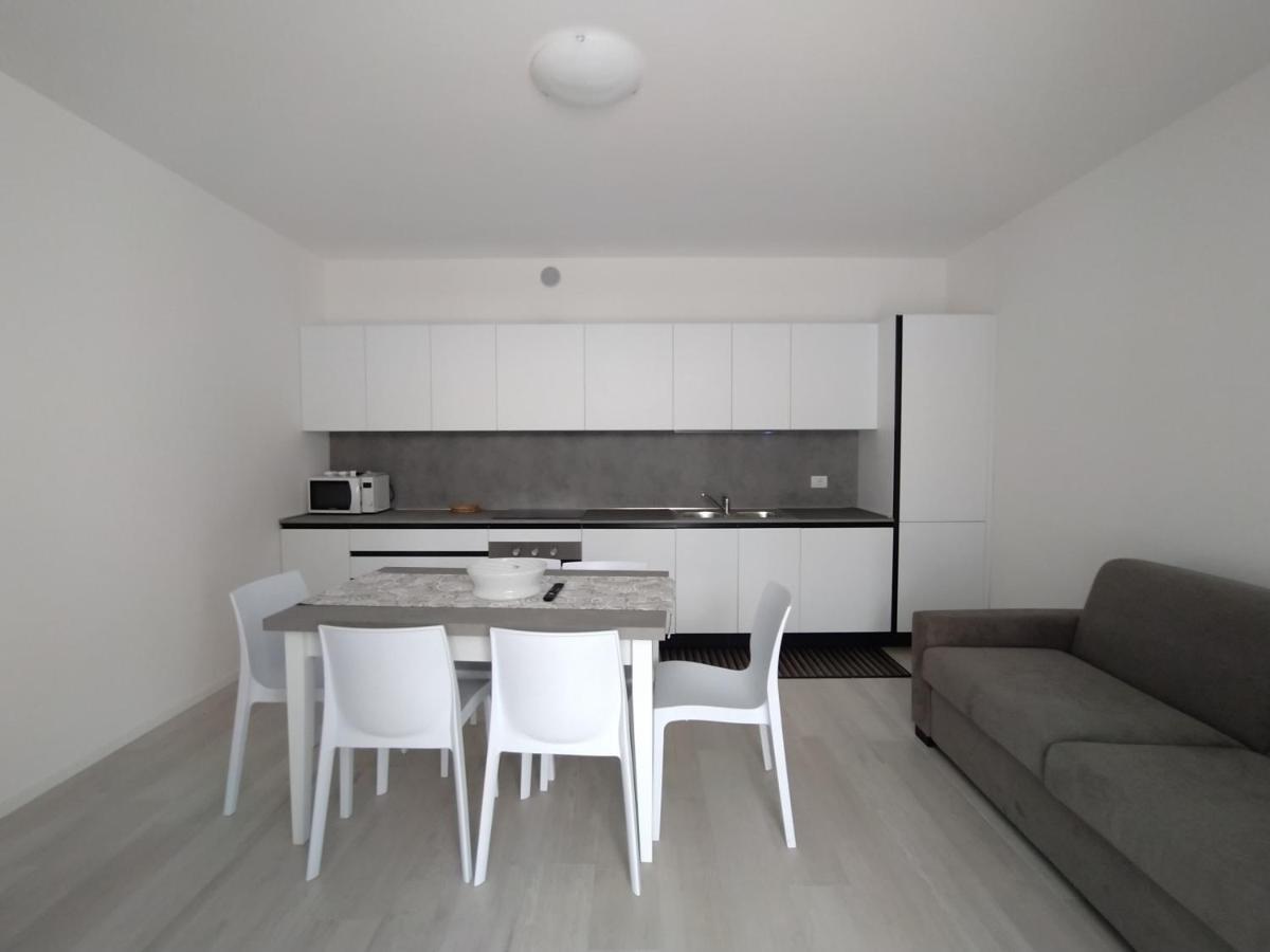 Jesolo Appartamenti F2 - Black And White 外观 照片